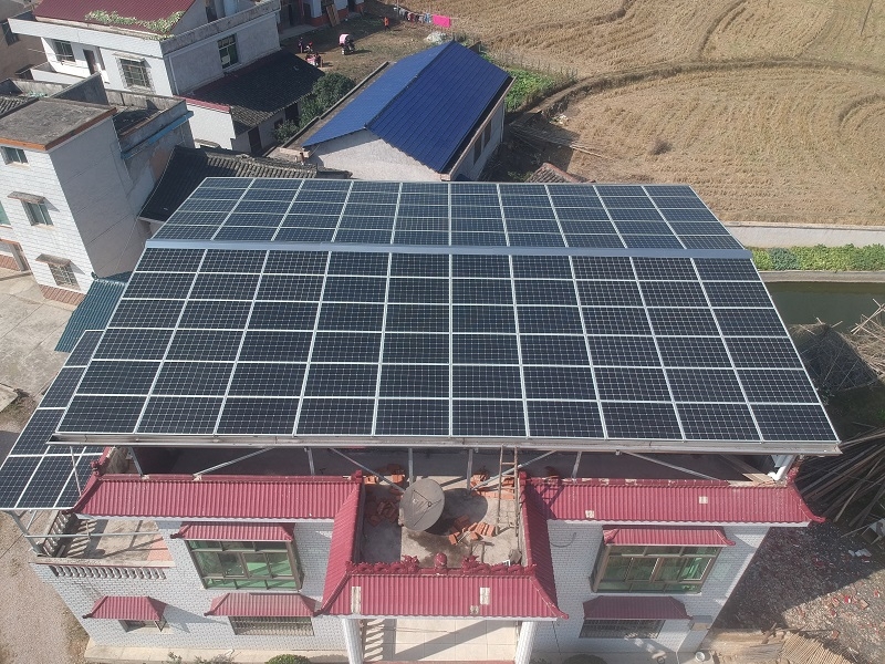 [農村光伏屋頂] 湘潭湘鄉斜屋頂太陽能發電屋頂38.72千瓦項目